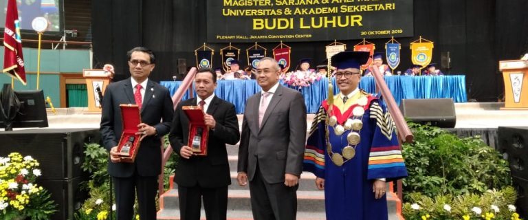 Universitas / Akademi Sekretari Budi Luhur Laksanakan Wisuda Semester Genap 2018/2019