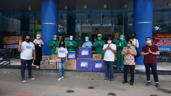 Berbagi Kebaikan di Bulan Ramadhan Universitas Budi Luhur Donasikan APD Untuk Paramedis RSUD Tangerang Kota