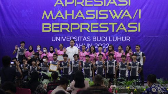 Universitas Budi Luhur Apresiasi kepada Mahasiswa Berprestasi